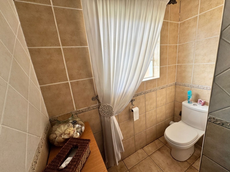 6 Bedroom Property for Sale in Orkney North West